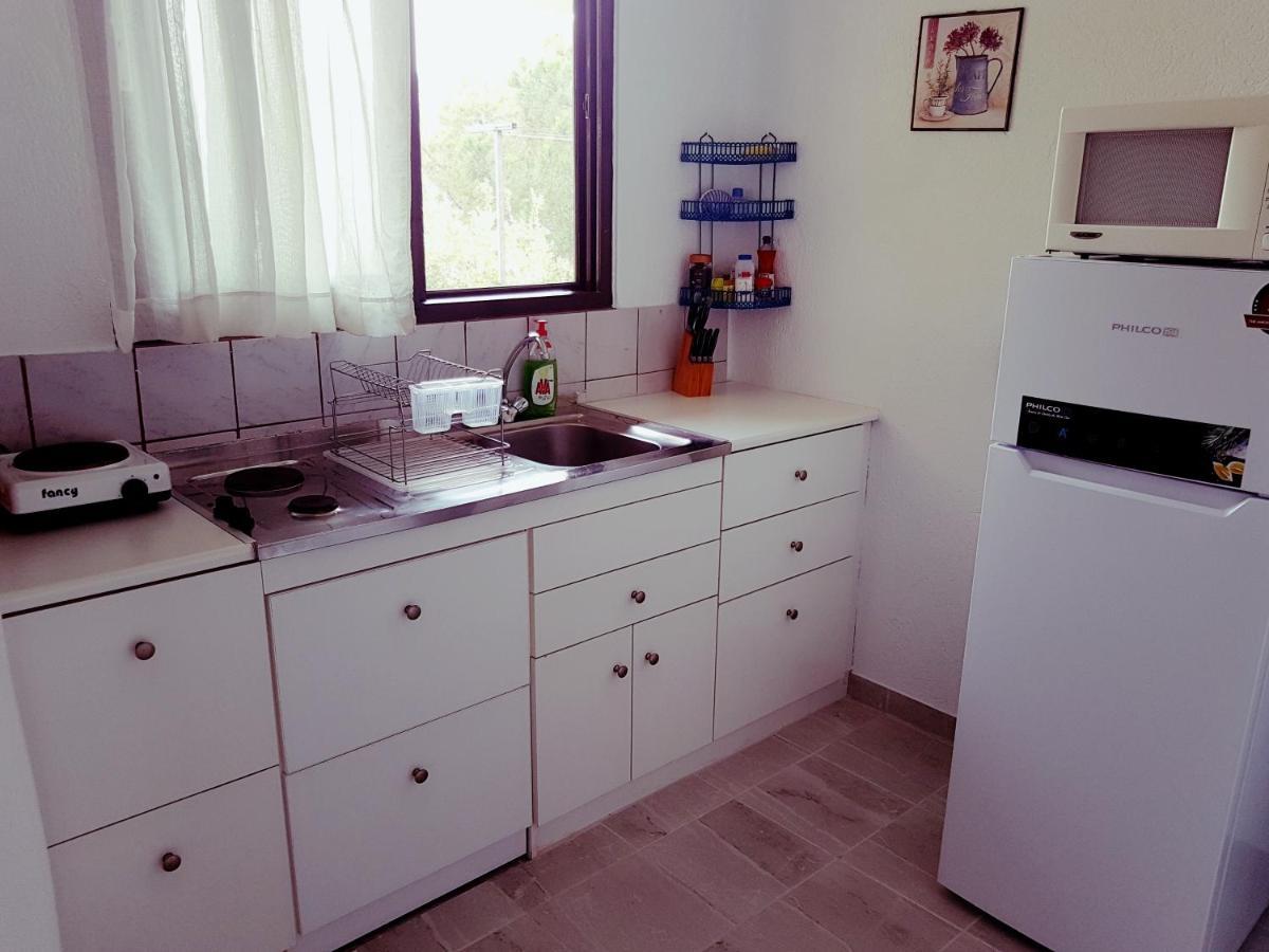 Melina'S Apartments Καλαβάρδα Εξωτερικό φωτογραφία