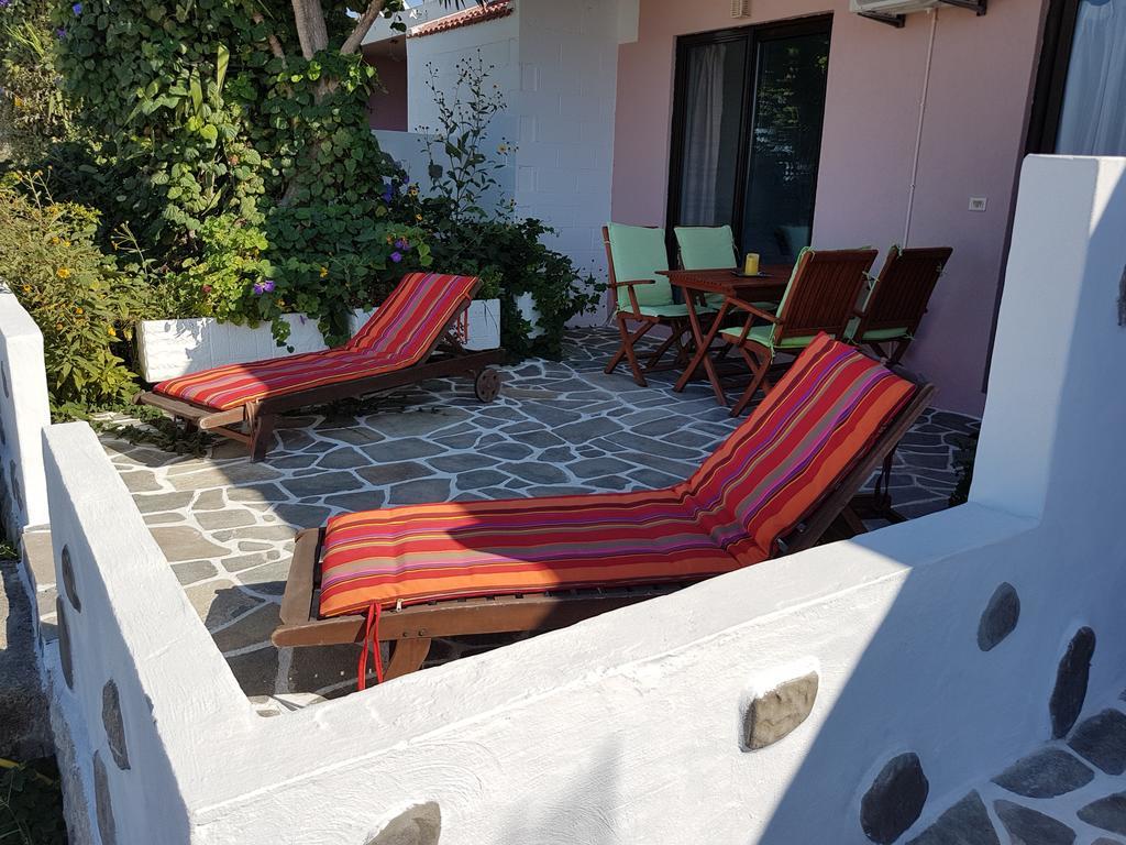 Melina'S Apartments Καλαβάρδα Εξωτερικό φωτογραφία