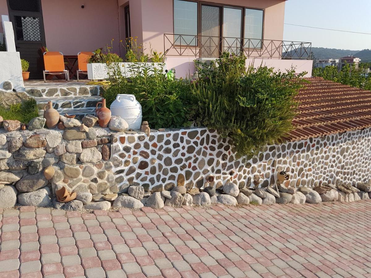 Melina'S Apartments Καλαβάρδα Εξωτερικό φωτογραφία